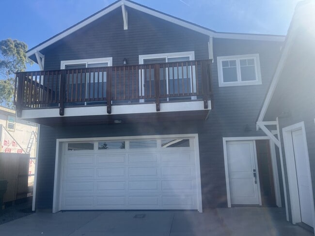 property at 1148 Market Ave