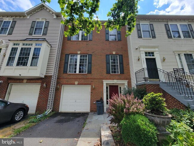 property at 43069 Golf View Dr