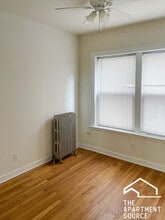 3915 N Pine Grove Ave, Unit 1W in Chicago, IL - Building Photo - Building Photo