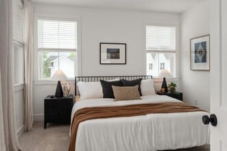 326 Mulberry Ter in Nashville, TN - Foto de edificio - Building Photo