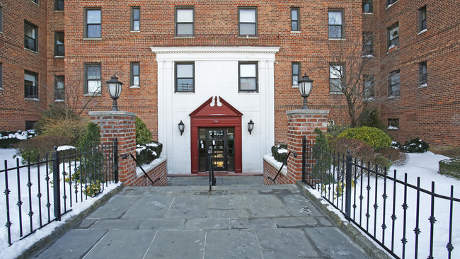 Ridge Harbor in Brooklyn, NY - Foto de edificio - Building Photo