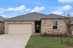 2013 Nokota Pkwy in Providence Village, TX - Building Photo