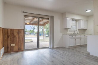 1430 TX-46 in New Braunfels, TX - Building Photo - Building Photo