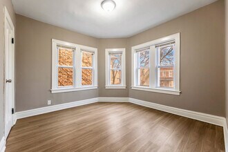 620 E 73rd St in Chicago, IL - Building Photo - Building Photo