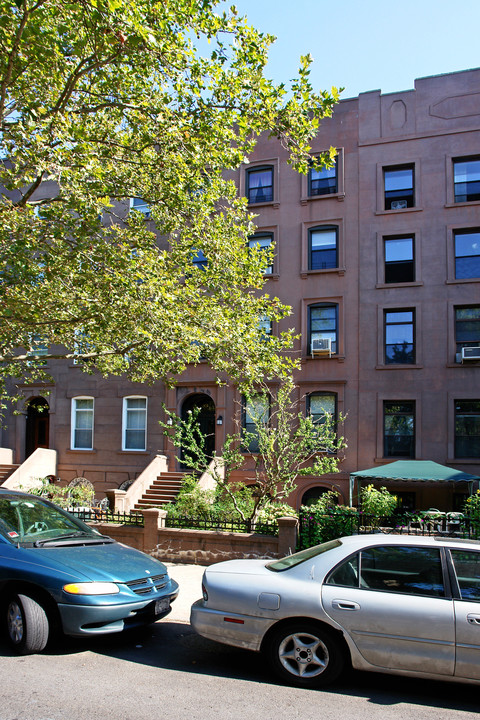 85 1st Pl in Brooklyn, NY - Building Photo