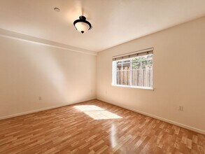 162 Valley Oak Dr in Napa, CA - Building Photo - Building Photo