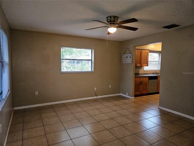 520 5th Ave SW in Largo, FL - Building Photo - Building Photo