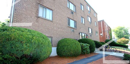 26-27 Allston St in Boston, MA - Building Photo - Building Photo