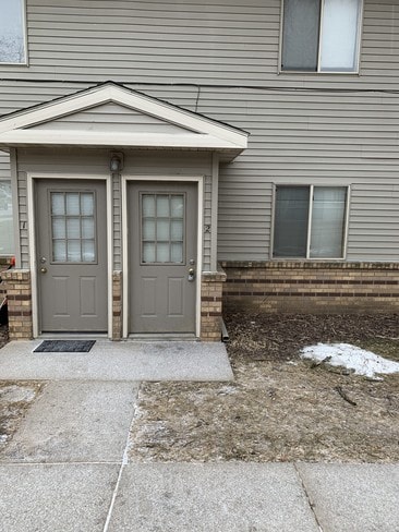 305 S 1st St, Unit 7