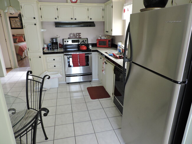 4669 SE Tallowood Ter in Stuart, FL - Building Photo - Building Photo