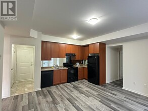 3135-3135 Boxford Cres in Mississauga, ON - Building Photo - Building Photo