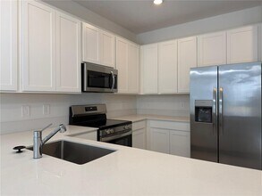 2950 Savoir in Davenport, FL - Building Photo - Building Photo