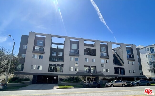 property at 1617 S Beverly Glen Blvd