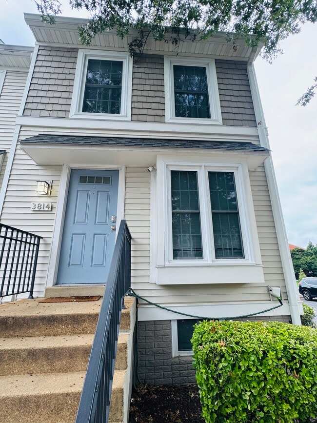 property at 3814 9th Rd S