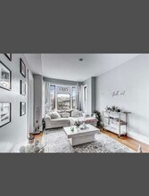 3412 N Janssen Ave, Unit #2 in Chicago, IL - Building Photo - Building Photo