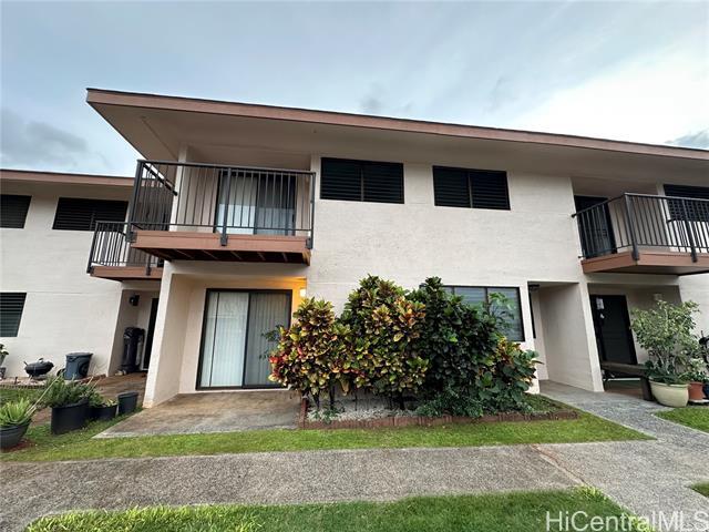 98-330-330 Kaonohi St in Aiea, HI - Building Photo