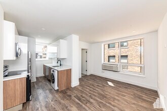 940 W Carmen Ave, Unit 002 in Chicago, IL - Building Photo - Building Photo