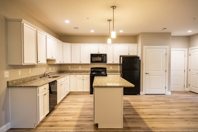 CARLS CORNER RESIDENTIAL in Winchester, VA - Building Photo - Building Photo