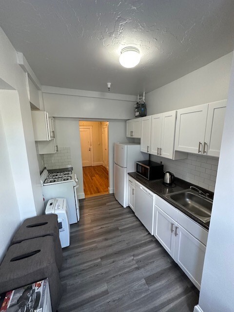 1782 Commonwealth Ave, Unit #2 in Boston, MA - Building Photo