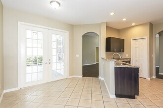 19103 Dove Creek Dr in Tampa, FL - Building Photo - Building Photo
