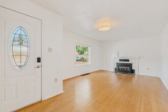 1610 N 10th St in Boise, ID - Foto de edificio - Building Photo