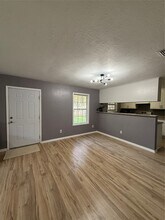 1205 Thompson St in Bryan, TX - Building Photo - Building Photo