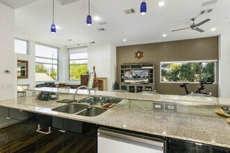 102 Quitman St in Houston, TX - Building Photo - Building Photo