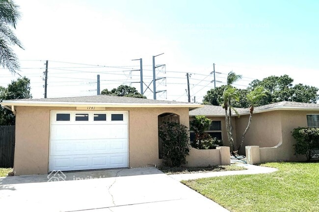 property at 1741 Dartmouth Dr