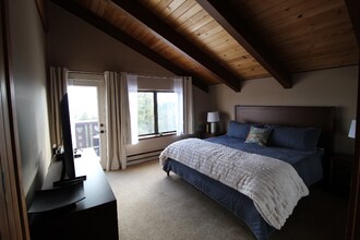 807 Jeffrey Ct in Incline Village, NV - Building Photo - Building Photo