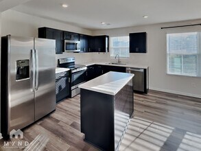 2409 Fathom Wy in Charlotte, NC - Foto de edificio - Building Photo