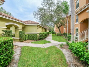 5080 Fairways Cir in Vero Beach, FL - Building Photo - Building Photo