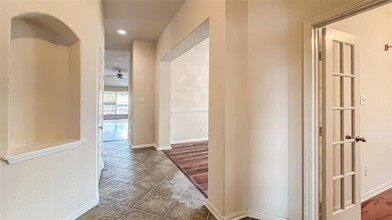 9402 Glendown Ln in Houston, TX - Building Photo - Building Photo