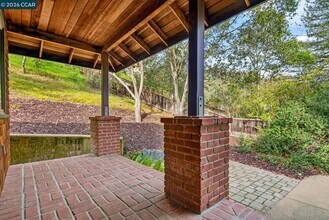 261 Castle Hill Ranch Rd in Walnut Creek, CA - Building Photo - Building Photo