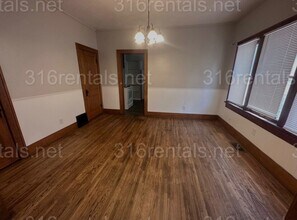 256 N Spruce St in Wichita, KS - Building Photo - Building Photo