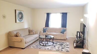 507 NW 39th Rd in Gainesville, FL - Foto de edificio - Building Photo