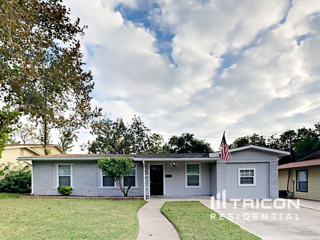 property at 350 Lemur Dr