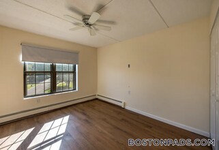 757 Highland Ave in Needham, MA - Building Photo - Building Photo
