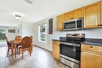 1519 W 17th St in Riviera Beach, FL - Building Photo - Building Photo