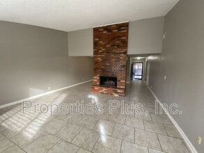 5914 S 87th E Ave in Tulsa, OK - Building Photo - Building Photo