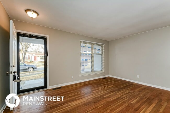 1250 Perdiz Ln in Fenton, MO - Building Photo - Building Photo