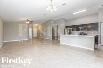 331 SW Grimaldo Terrace in Port St. Lucie, FL - Building Photo - Building Photo