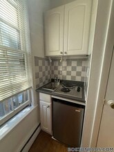28 S Huntington Ave, Unit 200 in Boston, MA - Building Photo - Building Photo