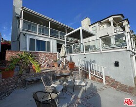 135 Napoleon St in Los Angeles, CA - Building Photo - Building Photo