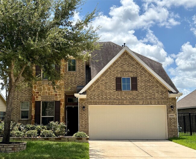 property at 19903 Rojo Rock Ln