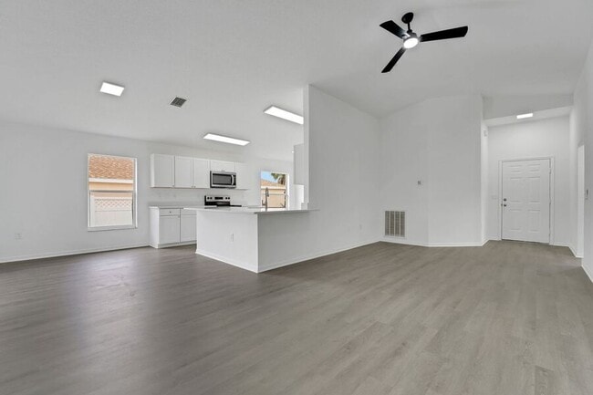 528 Drayton Rd in Winter Haven, FL - Building Photo - Building Photo