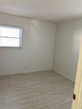 2719 Plainfield Ave in Flint, MI - Building Photo - Building Photo