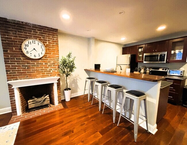 property at 48 Mount Vernon St