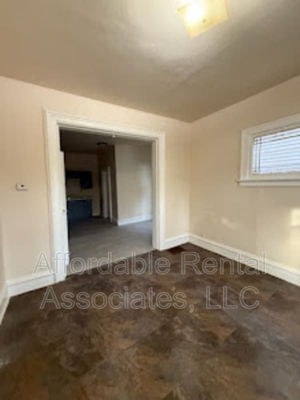 1240 W Washington St in Milwaukee, WI - Building Photo - Building Photo