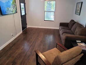 206 W 55th 1/2 St in Austin, TX - Building Photo - Building Photo