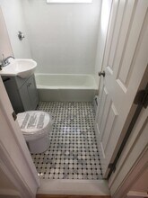 6 Nashua St, Unit 2 in Somerville, MA - Building Photo - Building Photo